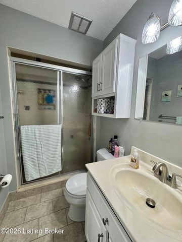 148 Hillcreek Rd, Shepherdsville, KY 40165