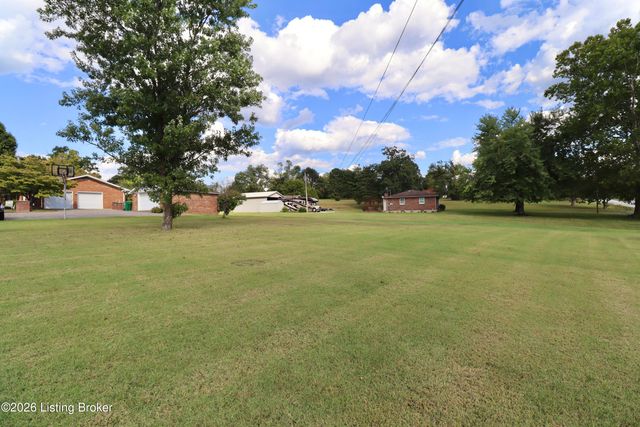 148 Hillcreek Rd, Shepherdsville, KY 40165