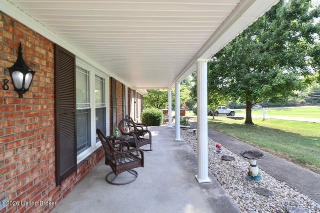 148 Hillcreek Rd, Shepherdsville, KY 40165