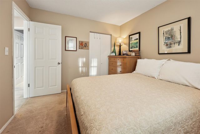 712 Garnet Drive, Ames, IA 50010