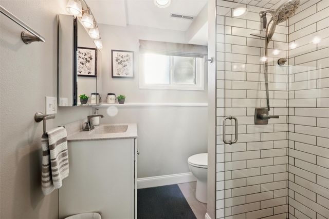 712 Garnet Drive, Ames, IA 50010