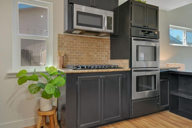 513 Perry St, Jackson, CA 95642