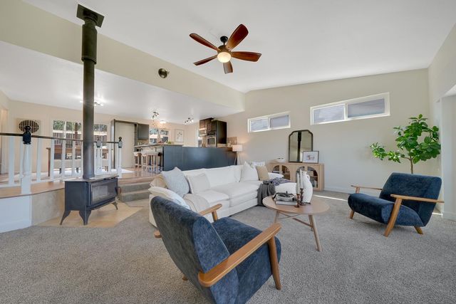 513 Perry St, Jackson, CA 95642