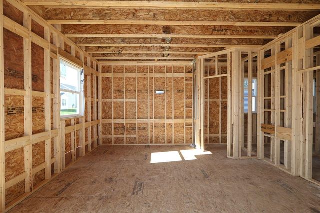 316 Reign Way, Pataskala, OH 43062