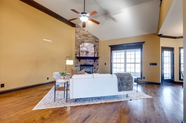 1019 Berkshire Blvd, Mount Juliet, TN 37122