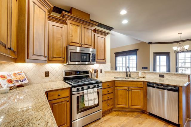 1019 Berkshire Blvd, Mount Juliet, TN 37122