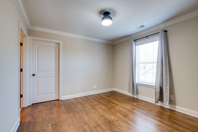 1019 Berkshire Blvd, Mount Juliet, TN 37122