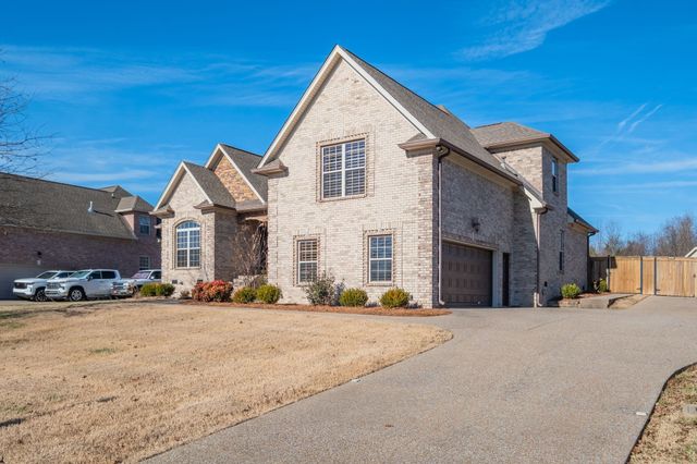 1019 Berkshire Blvd, Mount Juliet, TN 37122