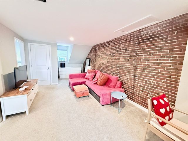 353 Sumner St 2, Boston, MA 02128