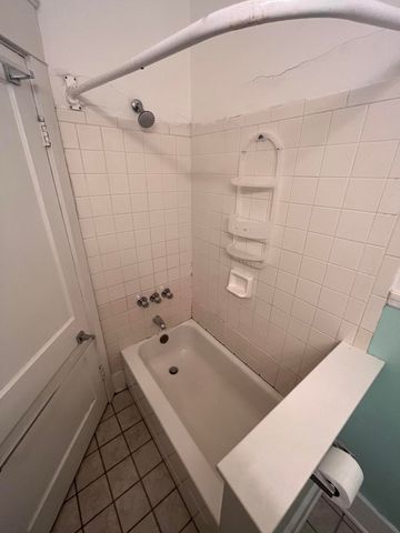 104 S Walnut Street, Wilmore, KY 40390