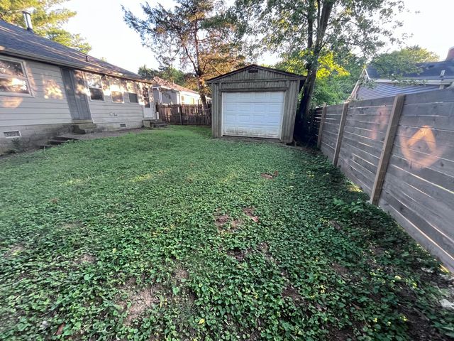 104 S Walnut Street, Wilmore, KY 40390