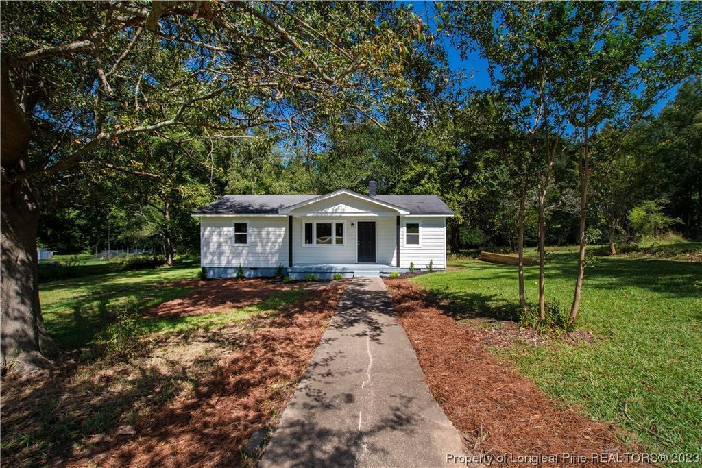 66 Poole Road, Erwin, NC 28339 — exterior