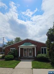 50 Moonachie Road, Moonachie, NJ 07074