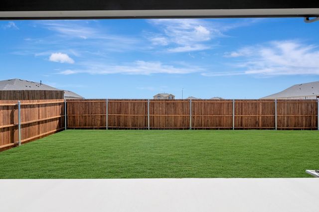 1732 Nesting Robin Lane, Denton, TX 76249
