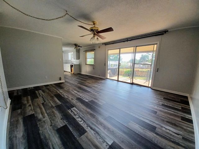 309 Parliament Drive, Horseshoe Bend, AR 72512