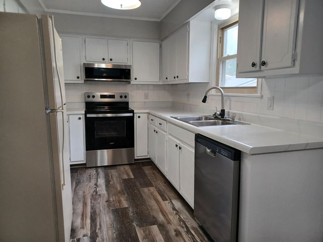 309 Parliament Drive, Horseshoe Bend, AR 72512