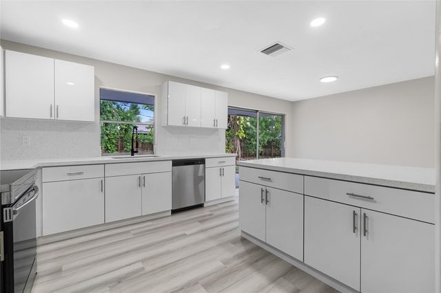 1164 NW 45th Terrace, Lauderhill, FL 33313