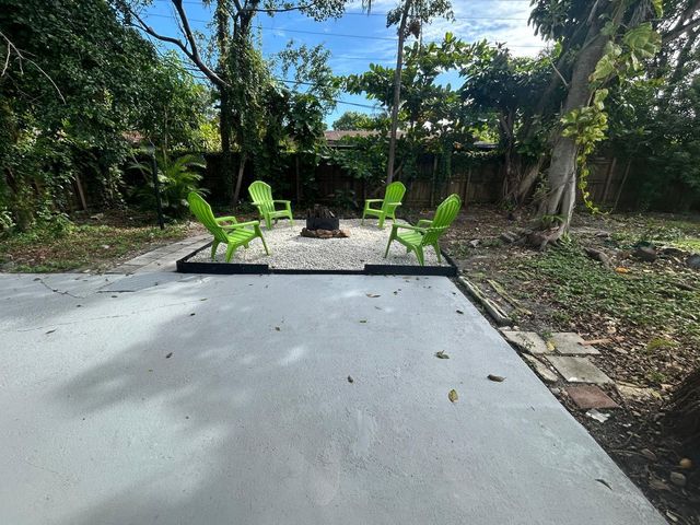 1164 NW 45th Terrace, Lauderhill, FL 33313
