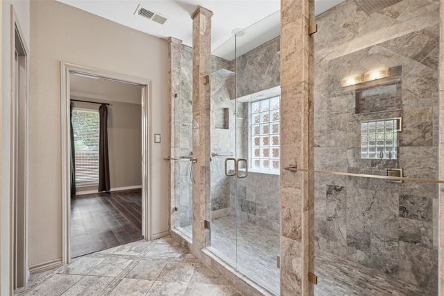 6333 Southern Hills Drive, Fort Worth, TX 76132