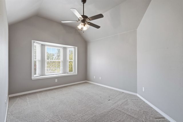 6333 Southern Hills Drive, Fort Worth, TX 76132