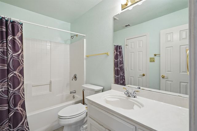 6333 Southern Hills Drive, Fort Worth, TX 76132