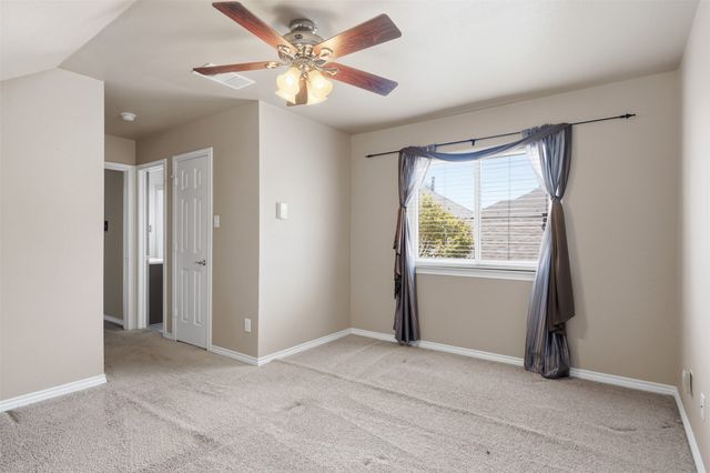 6333 Southern Hills Drive, Fort Worth, TX 76132