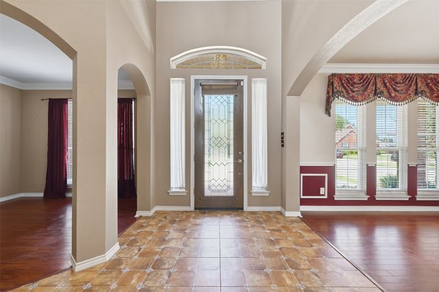 6333 Southern Hills Drive, Fort Worth, TX 76132