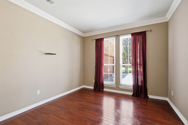 6333 Southern Hills Drive, Fort Worth, TX 76132