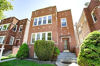 4133 W Melrose Street, Chicago, IL 60641