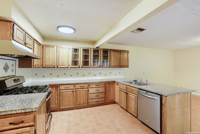 4314 Red Cap, San Antonio, TX 78222