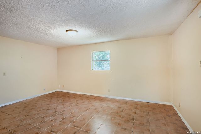 4314 Red Cap, San Antonio, TX 78222