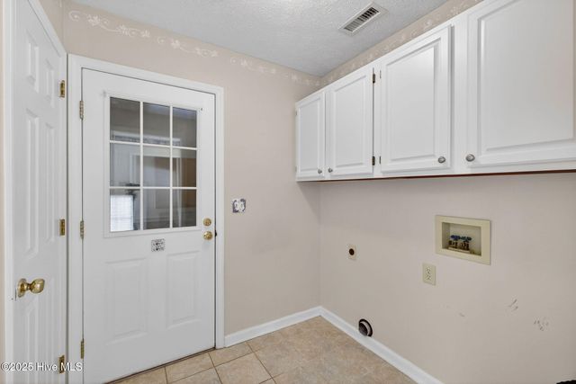 6601 Strawfield Drive, Wilmington, NC 28405