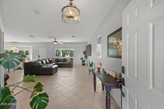 17525 E REGAL Drive, Queen Creek, AZ 85142