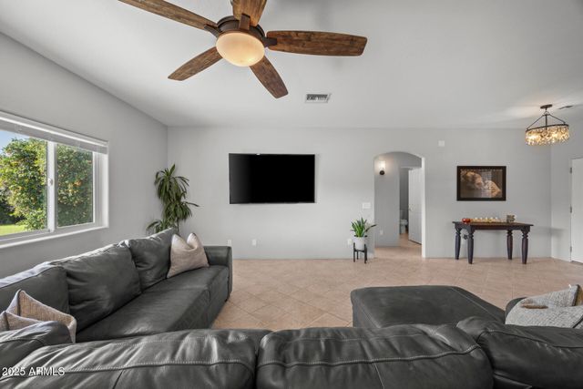 17525 E REGAL Drive, Queen Creek, AZ 85142