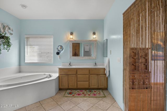 17525 E REGAL Drive, Queen Creek, AZ 85142