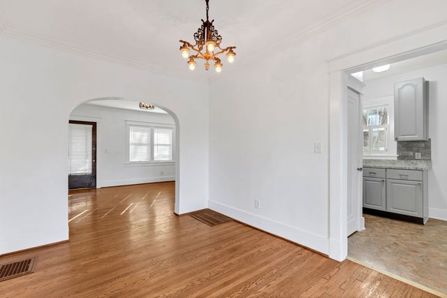 2808 Belcourt Ave, Nashville, TN 37212