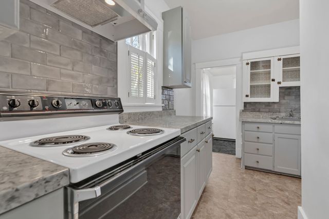 2808 Belcourt Ave, Nashville, TN 37212