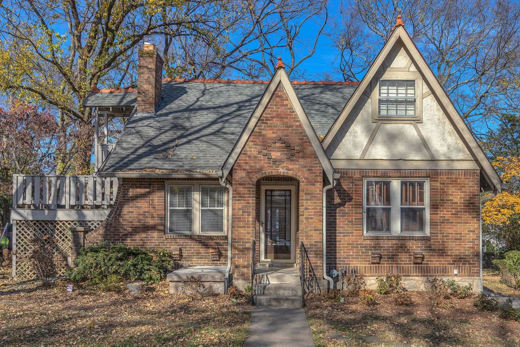 2808 Belcourt Ave, Nashville, TN 37212