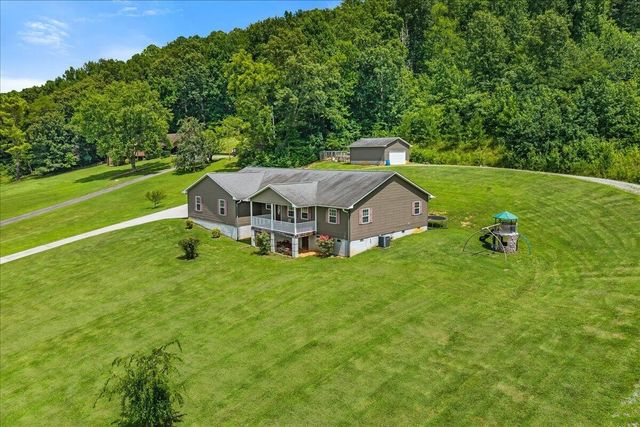 251 County Road 67, Riceville, TN 37370