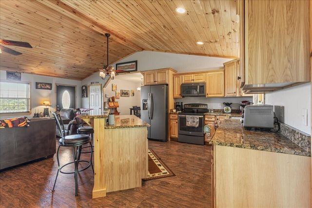 251 County Road 67, Riceville, TN 37370