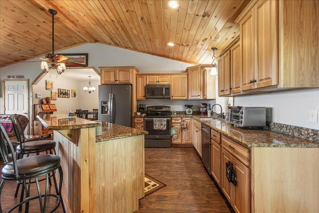 251 County Road 67, Riceville, TN 37370