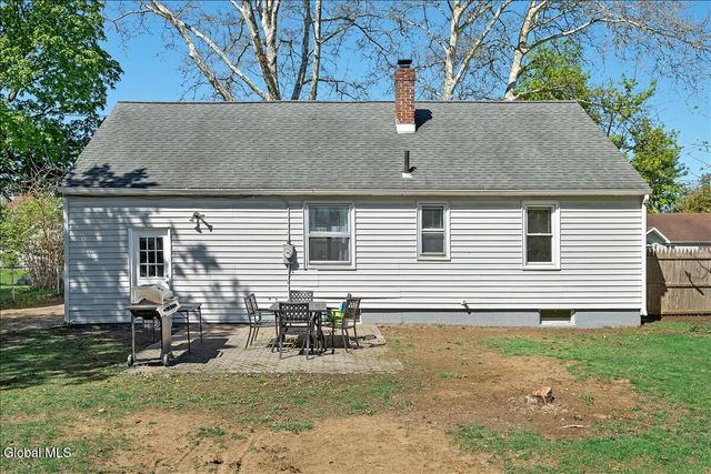 134 Polsin Drive, Rotterdam, NY 12303