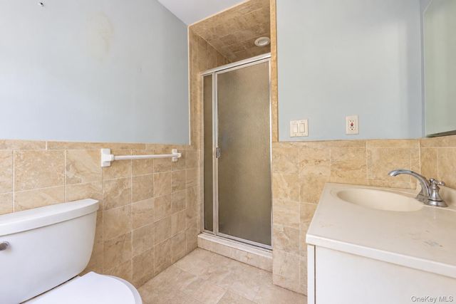 80 Alpine Way, South Huntington, NY 11746