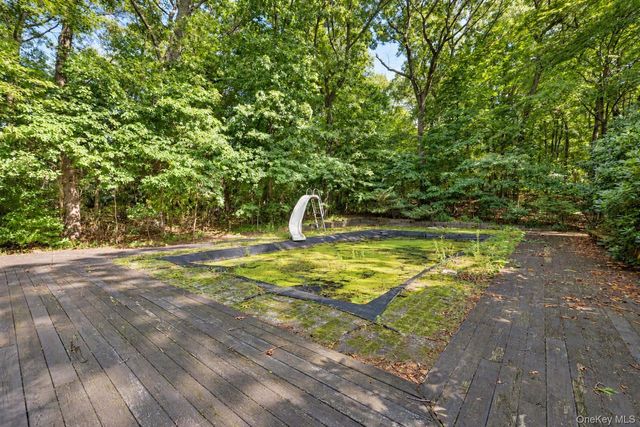 80 Alpine Way, South Huntington, NY 11746