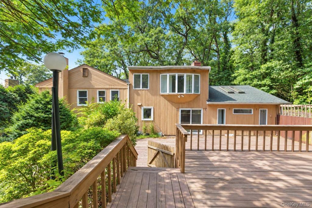 80 Alpine Way, South Huntington, NY 11746 — photo 2