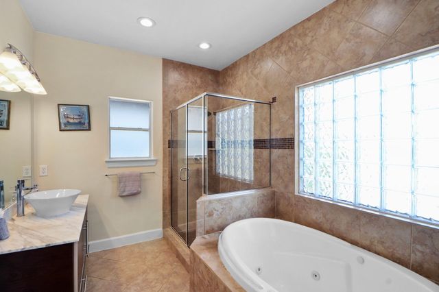 3045 Clinton Drive, Houston, TX 77020