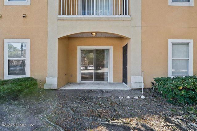 3641 KIRKPATRICK Circle 1, Jacksonville, FL 32210