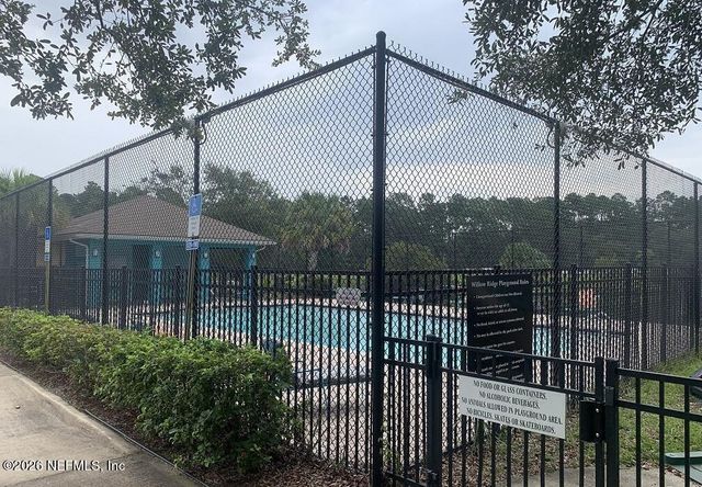 3641 KIRKPATRICK Circle 1, Jacksonville, FL 32210