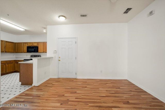 3641 KIRKPATRICK Circle 1, Jacksonville, FL 32210