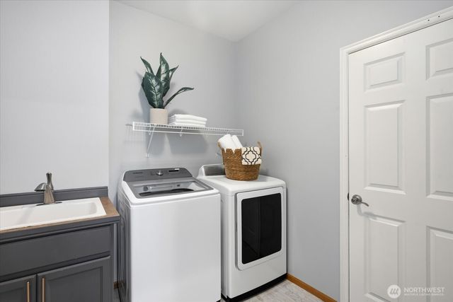 27225 SE 13th Place, Sammamish, WA 98075